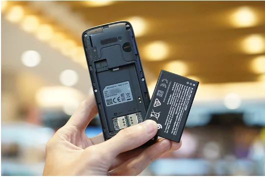 Điện thoại Nokia 215 4G 5