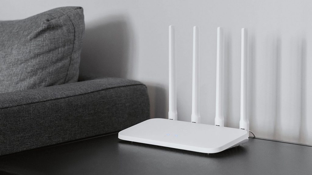 Wifi Xiaomi Mi Router 4C (DVB4231GL) với tốc độ tối đa lên đến 300 Mbps