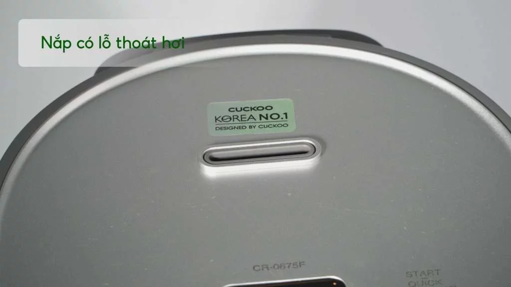 Nồi Cơm Điện Tử Cuckoo (CR-0675F_UGUGCRVN) 1.08L Xám Nắp có lỗ thoát hơi