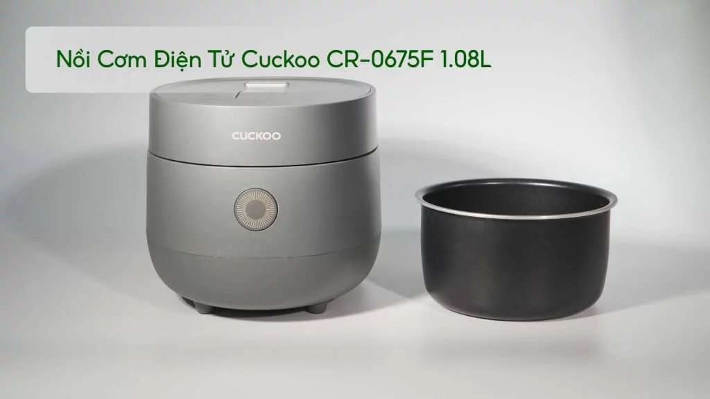 Nồi Cơm Điện Tử Cuckoo (CR-0675F_UGUGCRVN) 1.08L Xám bộ sản phẩm