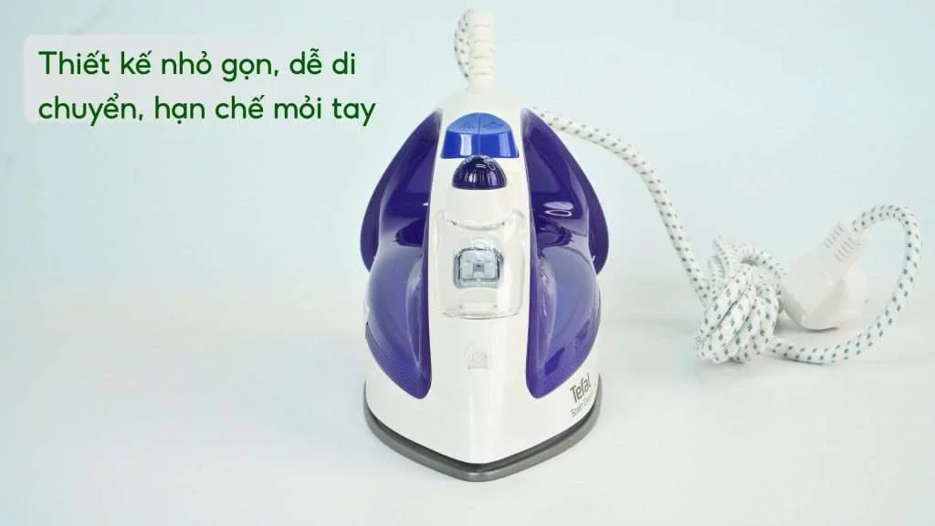 Bàn Ủi Hơi Nước Tefal FV1054L0 180Ml Xanh Thiết kế nhỏ gọn, dễ di chuyển, hạn chế mỏi tay