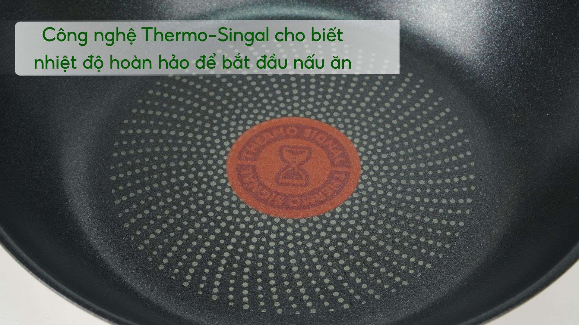 Chảo Chống Dính Tefal Primary E3090204 20Cm Inox Công nghệ Thermo-Singal cho biết nhiệt độ hoàn hảo để bắt đầu nấu ăn