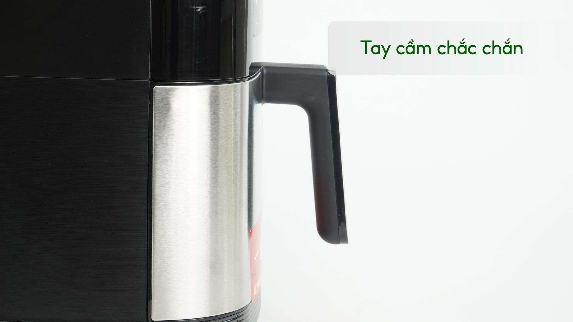 Nồi Chiên Không Dầu Tefal EY801D15 6.5L Bạc Tay cầm chắc chắn