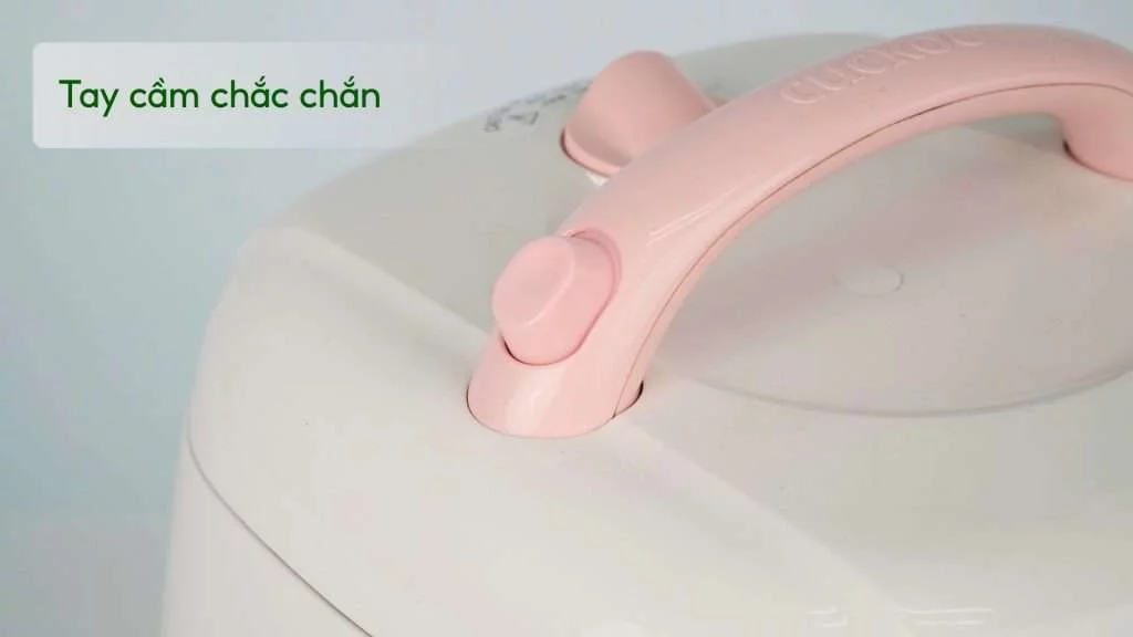 Nồi Cơm Cơ Cuckoo (CR-0632_IPVNCV) 1.08L Hồng Tay cầm chắc chắn