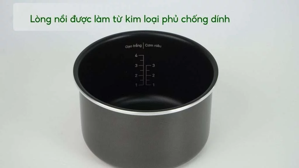Nồi Cơm Điện Tử Tefal Rice Mate Mini RK515168 0.7L Begie Lòng nồi được làm từ kim loại phủ chống dính