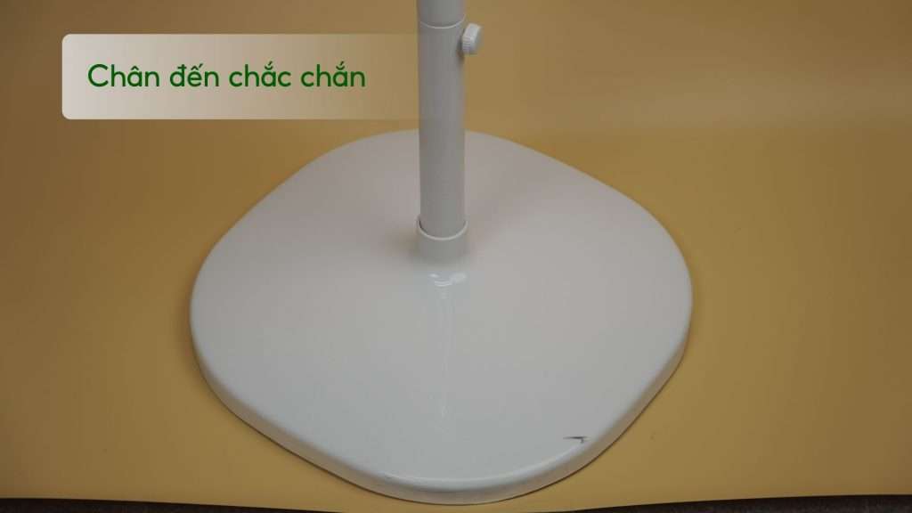 Quạt Đứng Tefal VH689690 Chân đến chắc chắn