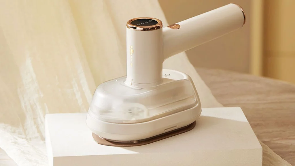 Bàn ủi hơi nước cầm tay Bear GTJ-A12Z2 Tính năng thông minh