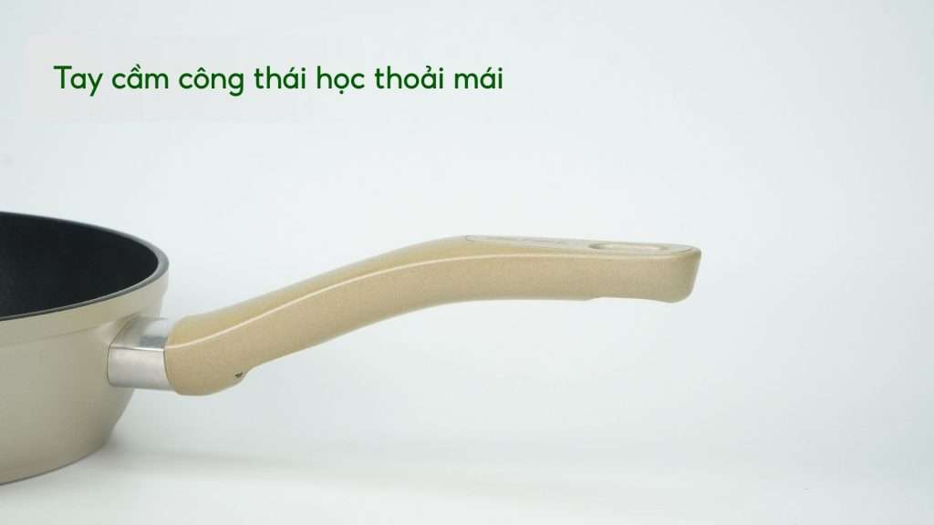 Chảo chiên Tefal Sensations 26cm H9100514 Tay cầm công thái học thoải mái