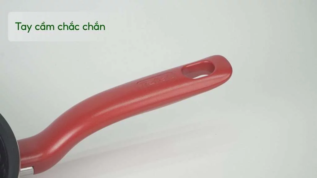 Chảo chiên Tefal So Chef 28cm G1350696 Tay cầm chắc chắn