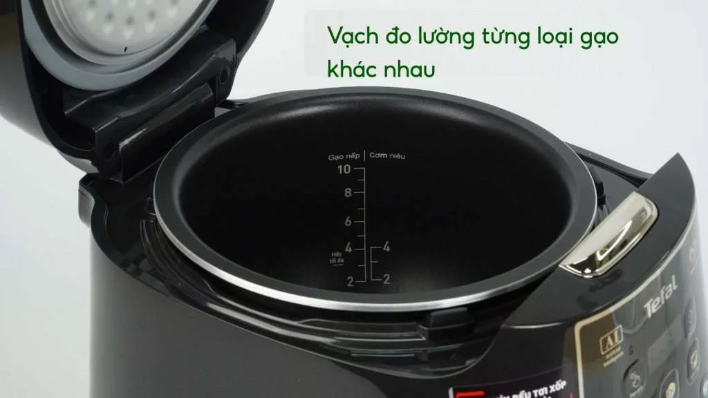 Nồi Cơm Điện Tử Tefal Easyrice Max RK737868 1.8L Vạch đo lường từng loại gạo khác nhau