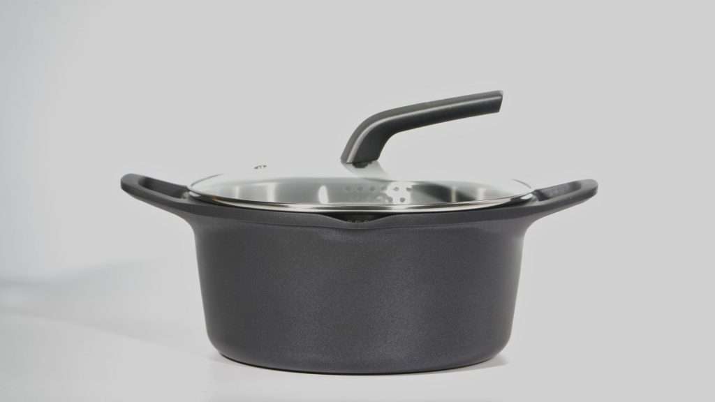 Nồi Đúc Cao Cấp Tefal Robusto Có Miệng Rót 24Cm E2494644 thiết kế