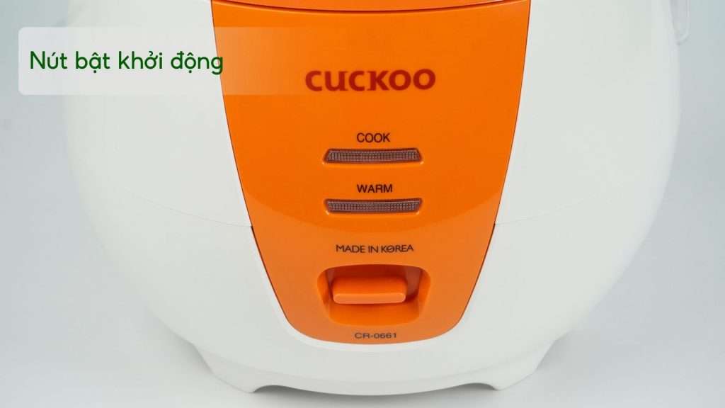 Nồi Cơm Điện Áp Suất CUCKOO CR0661 Nút bật khởi động