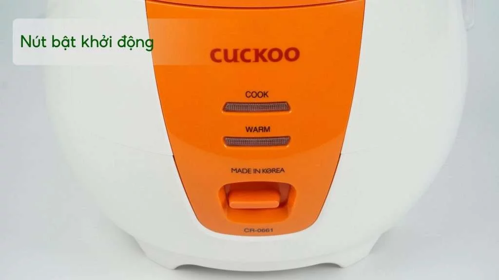 Nồi Cơm Điện Áp Suất CUCKOO CR0661 Nút bật khởi động