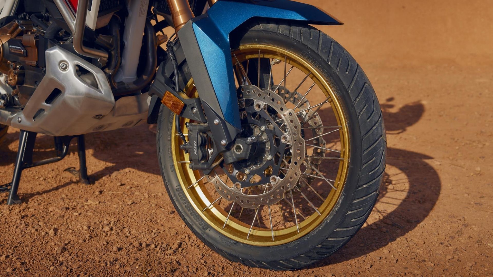 Africa Twin 2024 vành bánh trước nhỏ hơn 19 inch tăng độ linh hoạt xe