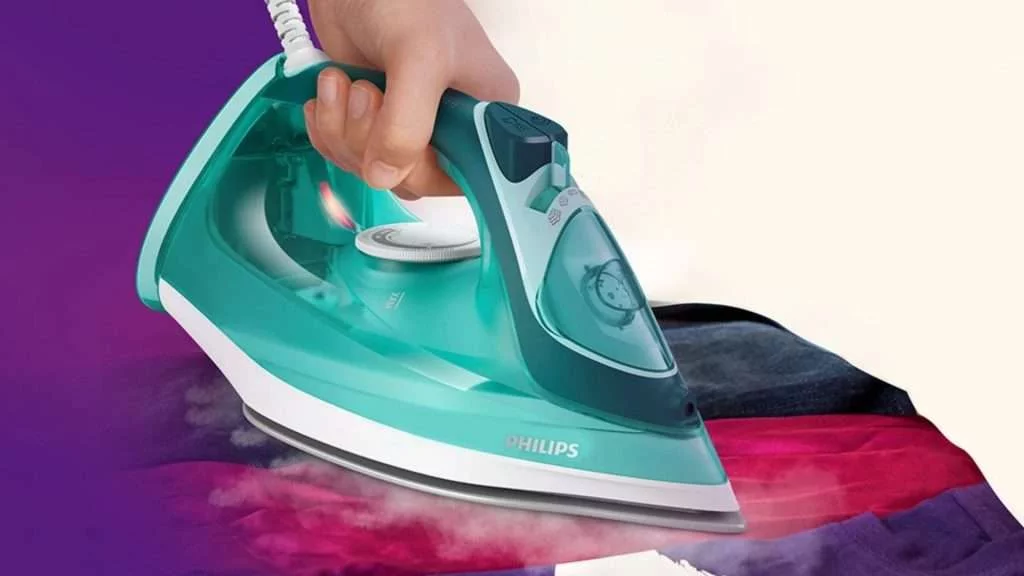 Bàn ủi hơi nước Philips (DST3030) - Ảnh thực tế