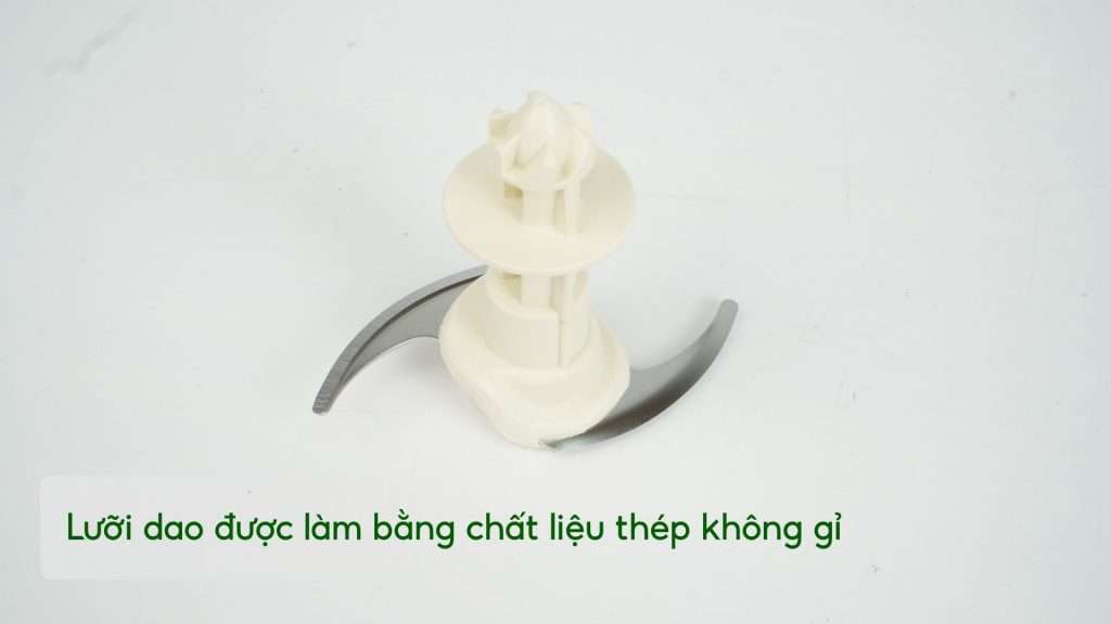 Máy xay thịt PHILIPS HR1393_00_Trắng Lưỡi dao được làm bằng chất liệu thép không gỉ