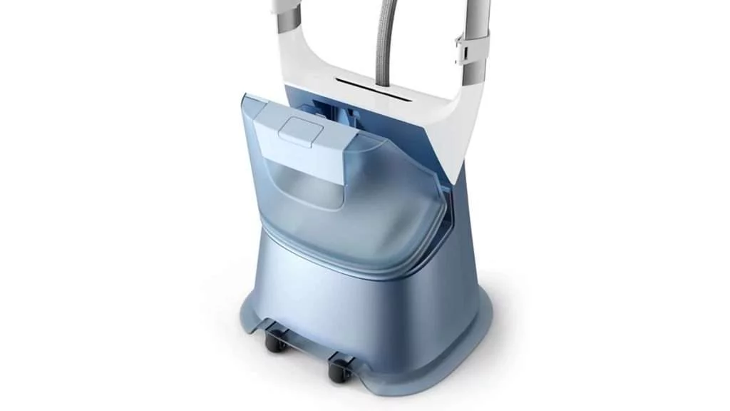 Bàn ủi hơi nước đứng Philips GC625_29 - Ngăn chứa dung tích lớn có thể tháo rời