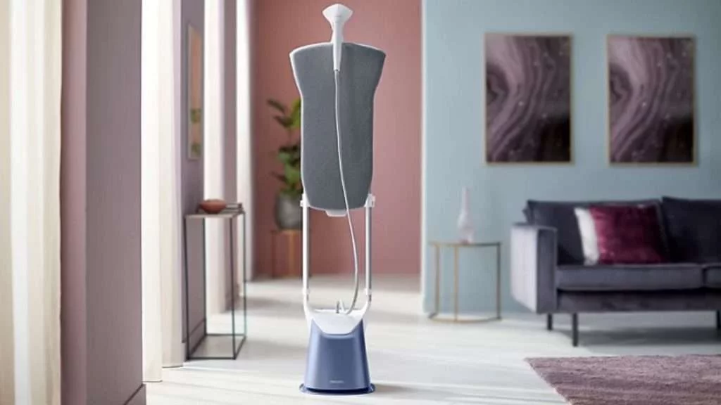 Bàn ủi hơi nước đứng Philips GC625_29 - Thiết kế nhỏ gọn, tiện lợi