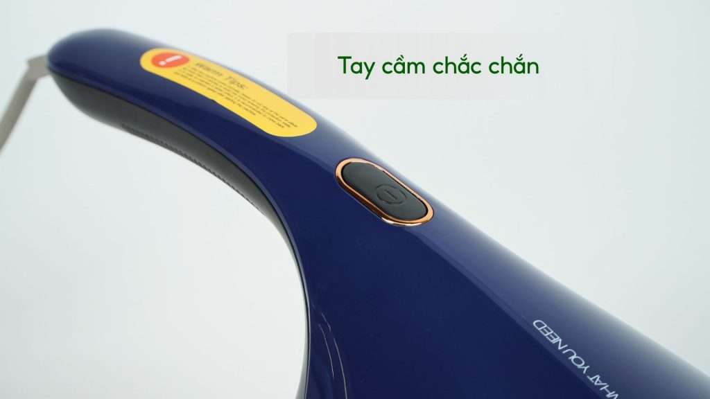 Máy hút bụi đệm giường DEERMA CM818 Tay cầm chắc chắn