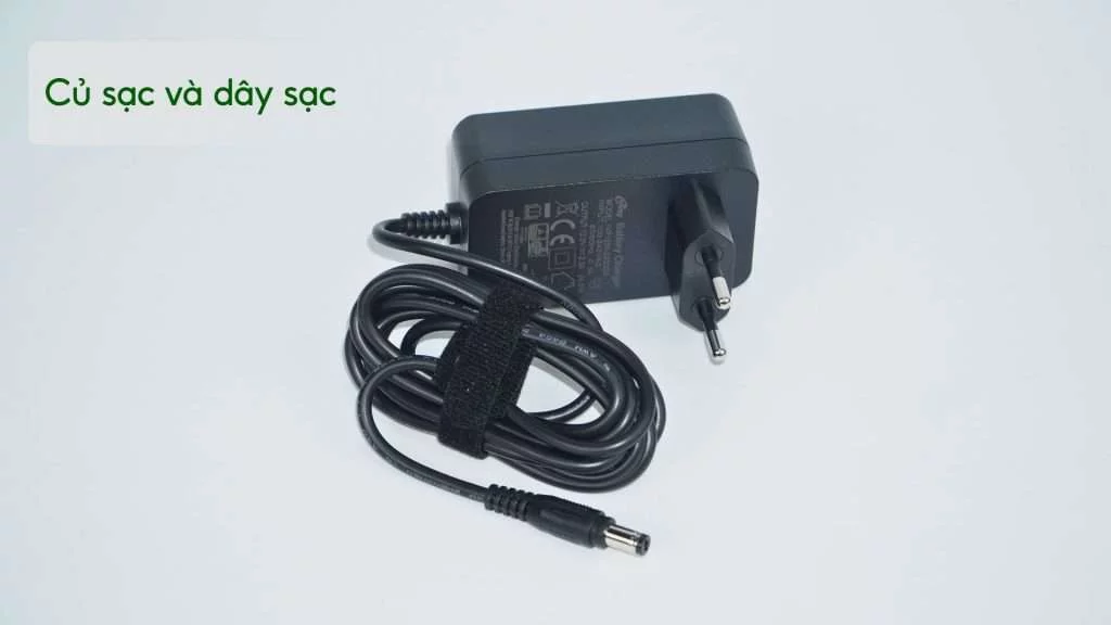 Máy massage chân Philips PPM6331 Củ sạc và dây sạc